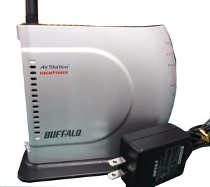 【中古】BUFFALO（バッファロー）無線ルーター WHR-HP-G 動作確認済