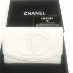 シャネルCHANEL　財布　ホワイト