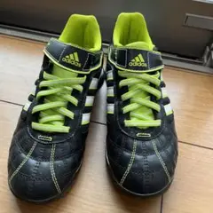 adidas トレーニングシューズ