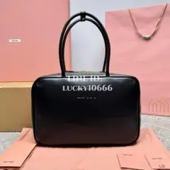 美品 miumiulyマットボーリングケース