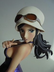 バンプレスト ONE PIECE 『 NICO ROBIN 』DRESSROSA STYLE リペイント完成品美品