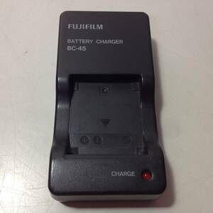 ★FUJIFILM/富士フィルム/純正/デジタルカメラ用/バッテリー充電器/バッテリーチャージャー/CB-45/中古/8-5982