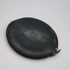 １円から 正規品 良品 ロエベ Loewe 小銭入れ コインケース アナグラム 革 黒 丸 Coin Case Black Leather Authentic, Mint