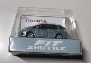 非売品★HONDA FIT SHUTTLE★ フィット シャトル　プルバックミニカー★　LEDライト キーホルダー ディーラー特注　