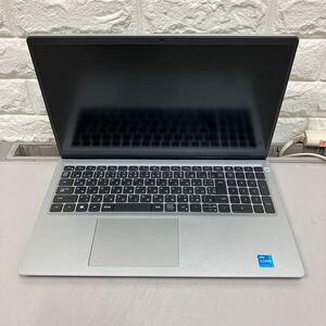 B26 DELL Inspiron 15 3511 P112F Core i3 1115G4 メモり8GB