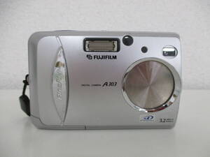 中古 カメラ 富士フイルム FUJIFILM FinePix A303 デジタルカメラ ※通電のみ確認済 ／G