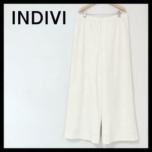 【未使用に近い】INDIVI インディヴィ ワイド ガウチョパンツ オフホワイト