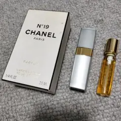 未使用品 シャネル N°19 パルファム ヴァポリザター 7.5ml