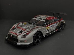 2.4GHz 1/14 ドリフトラジコン ＧＴＲ タイプ 銀【塗装済み完成品フルセット】☆最高時速30ｋｍ/ｈ☆