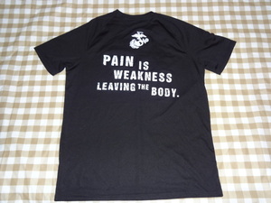 米軍放出品 MARINE PAIN IS WEAKNESS LEAVING THE BODY 米海兵隊　速乾燥　Ｔシャツ　黒　サイズ　ＸＬ