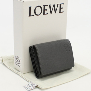 中古良品 LOEWE トライフォールドウォレット C660TR2X02 グレー ランクA us-2