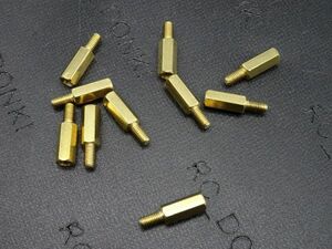 六角 スタンドオフ M3 x 13mm 本体長さ L= 13mm ねじサイズE = M3 x 6MM 六角雄ねじ 雌ねじスペーサーM3X13