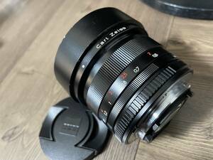 Nikon ( ニコン ) 用レンズ　　Planar 50 1.4 ZF T* 　レンズフード　キャップ　Carl Zeiss　　プラナー　...