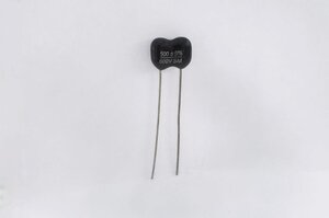 コンデンサ Capacitor - 500V, Silver Mica, ± 5%, 500 pF [送料170円から 同梱可]