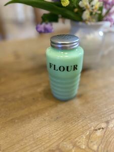 未使用　ジェダイ　ファイヤーキング風　ボトル　調味　FLOUR キッチン　瓶