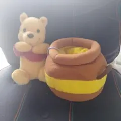 Winnie the Pooh プーさん ぬいぐるみとハニーポット セット