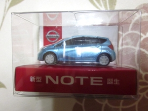 日産　NOTE