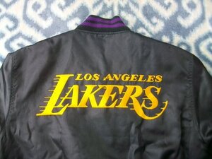 ロサンゼルス レイカーズ 黒ジャンパー 極美品 L Los Angeles Lakers レーカーズ NBA