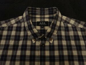 格安 ☆人気ブランド A.P.C. ボタンダウン チェックシャツ ☆ アーペーセー 綿１００％ コットン Mサイズ オシャレ APC 好配色 お買い得　