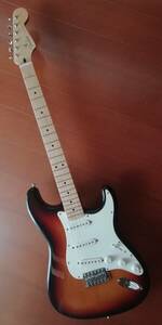 Fender Stratocaster （コンポ＝詳細確認願います）