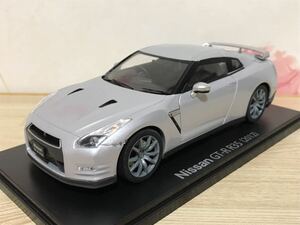 送料無料　1/24 日産 GT-R R35 ミニカー　国産名車コレクション　NISSAN 2012