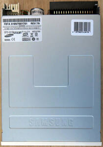 ☆★SAMSUNG製フロッピードライブ SFD-321B / フラットケーブル付属 (未使用美品)★