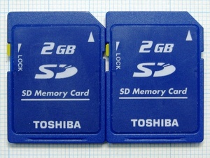 ★TOSHIBA ＳＤメモリーカード ２ＧＢ ２枚 中古★送料８５円・１８５円