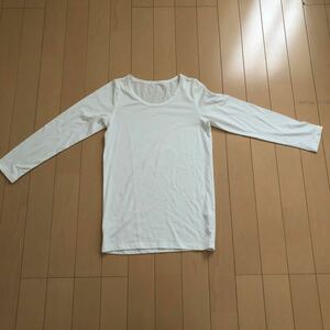 UNIQLOユニクロ HEATTECHヒートテック KIDSキッズ 長袖Tシャツ クルーネック サイズ140