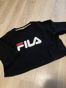 美品 FILA クロップドTシャツ　黒