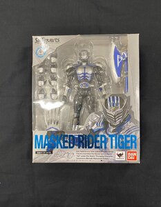 【6IA沢11007D】★仮面ライダータイガ★仮面ライダー龍騎★魂ウェブ★フィギュア★S.H.Figuarts★バンダイ★石森プロ★東映★