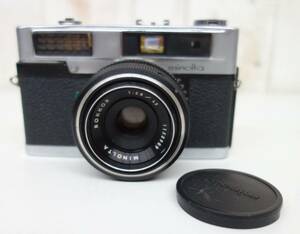 昭和レトロ　RETRO ＊minolta ミノルタ ＊MODEL UNIOMAT ＊ROKKOR 1:2.8/45 ＊SILVER/BLACK ＊レザーケース付　　