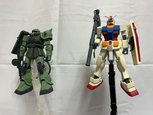 1/144　ガンダム　量産型ザク　2体セット　塗装済み完成品　051　バンダイ