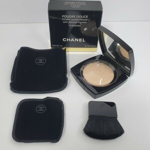 CHANEL シャネル プードゥル ドゥース アーモンド（フェイスパウダー）13g　ユーズド品