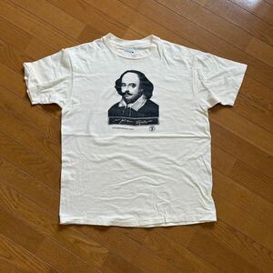 90s シェイクスピア　Tシャツ　クリーム　XL Hanes BEEFY THE FOLGER SHAKESPEARE LIBRARY ビンテージ　アートTシャツ　シングルステッチ