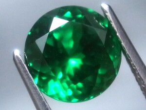 3.23ct 新品・大粒サイズ・ザンビアエメラルドカラー合成人造宝石ヤグセラミック ＹＡＧ （イットリウム・アルミニウム・ガーネット）