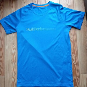 ピークパフォーマンス　吸収速乾Tシャツ　アジアM　ブルー　peakperformance