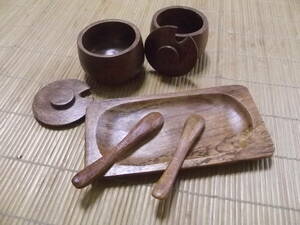 ペア　2セット　木製　コーヒーカップ　２，スプーン２，蓋　２，お皿　1枚