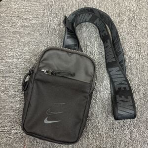 即決 NIKE ナイキ エッセンシャル ヒップパック ショルダーバッグ