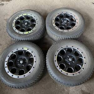 XTREME-J XJ0318インチ×8J5穴NF379BRIDGESTONE BLIZZAKDM-V3265/60R1811Q2019年製中古チェロキー