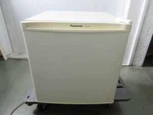 【お引取り限定】Panasonic/パナソニック １ドア冷凍冷蔵庫 NR-A50W 全容積45L 2015年製 ◆お渡し場所：三重県鈴鹿市【引取A-32】