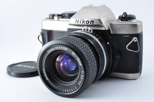 Nikon ニコン FM10 SLR Film Camera Nikkor Lens Ai-s 35-70mm f3.3-4.5 J701