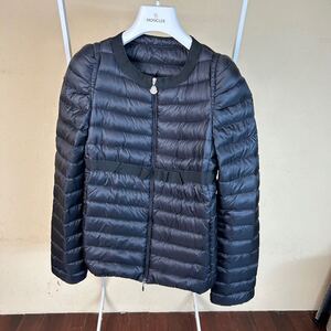 【最安値】MONCLER モンクレール　ライトダウン　黒　軽量　DORA 00