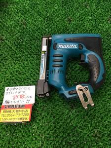 【中古品】【0907】★makita(マキタ) 14.4v充電タッカ (本体のみ) ST110DZ　IT4GJQ44JXIK