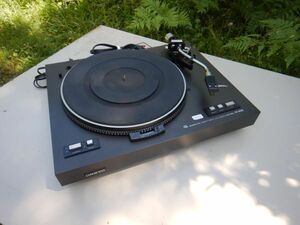 ONKYO オンキョーTURNTABLE ターンテーブル CP-900F 080902　プレーヤー46X36F14CM　針ナシ　電源はいるまわり遅いベルトゆるみ　部品取り