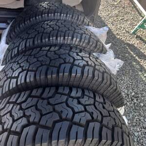 295/70R17LT 10pr 121/118 2021年製夏タイヤ　ヨコハマ4本バリ山バリ溝　ラングラー