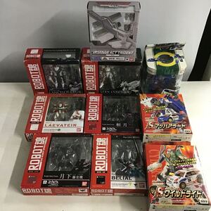 47【ジャンク扱い】BANDAI タカラ など トランスフォーマー ROBOT魂 ロボットアニメフィギュア スタンド などまとめ(140)