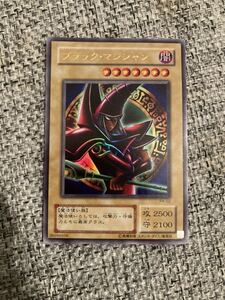 遊戯王　ブラックマジシャン