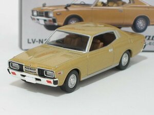 日産グロリア 2ドアHT 2000SGL-E（ベージュ）78年式 LV-N258a【トミーテック社1/64ミニカー】【トミカの時】