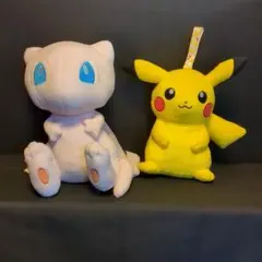 ポケモン　ミュウツーの逆襲ぬいぐるみリュック　ピカチュウマニア　ぬいぐるみポーチ