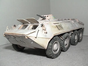 UN　国際連合軍　タミヤ？イタレリ？ドラゴン？製　1/35　8輪装甲車　プラモデル塗装組立完成品